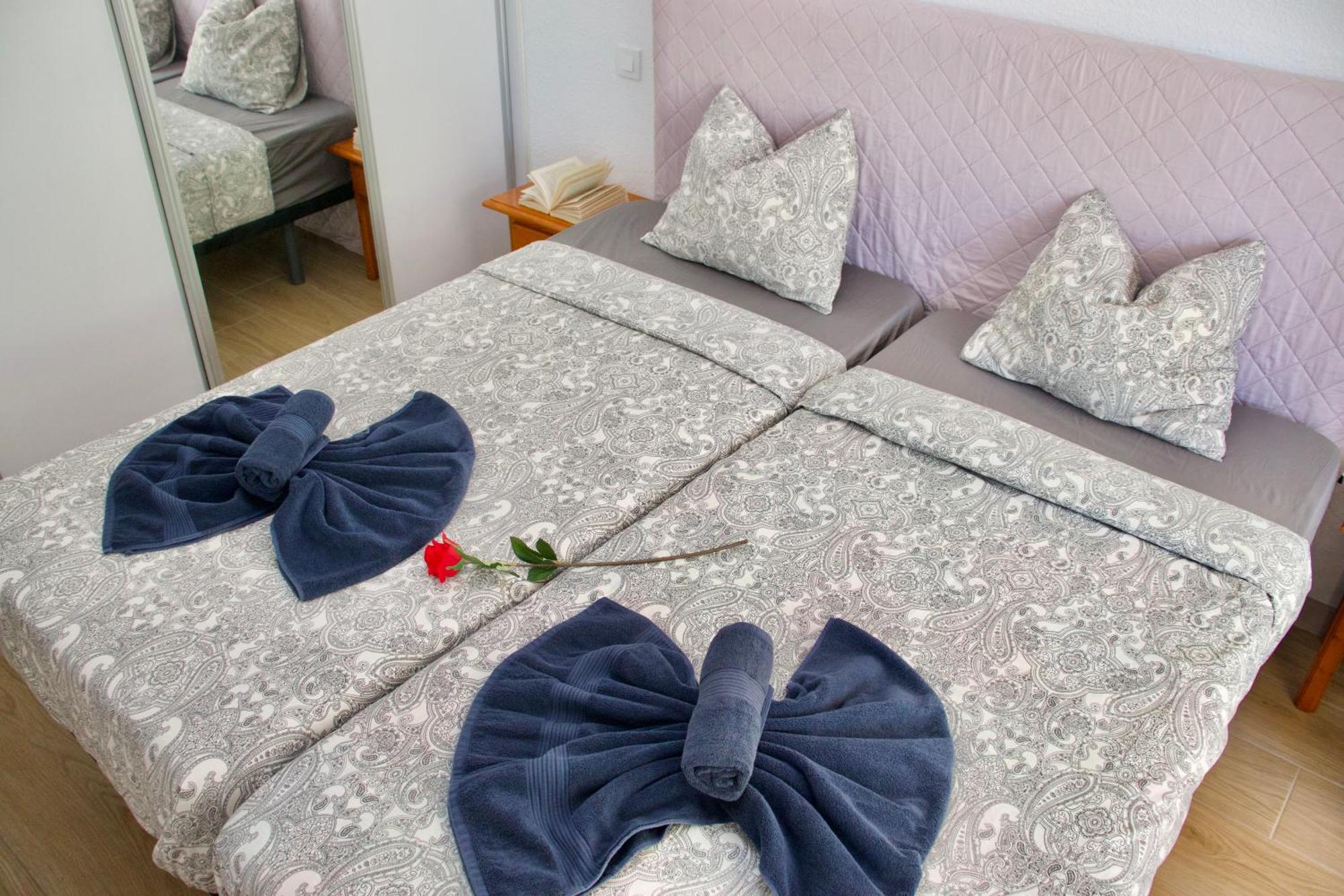 Sunflower Apartment Just Relax Puerto de Santiago  Exterior photo